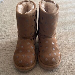 UGG Brown Star Boots